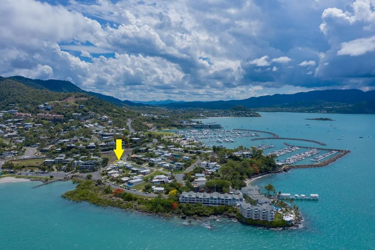Whitsunday Living On Hillcrest Villa Airlie Beach